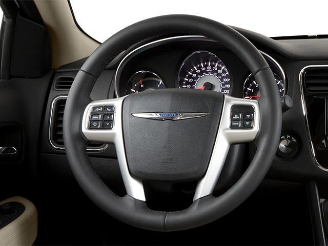 2014 Chrysler 200 4dr Sdn Touring