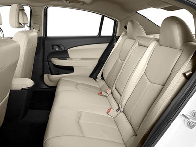 2014 Chrysler 200 4dr Sdn Touring