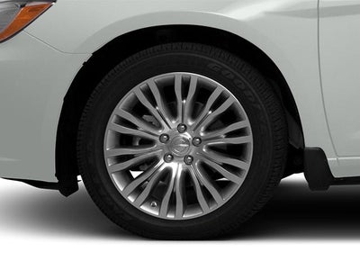 2014 Chrysler 200 4dr Sdn Touring