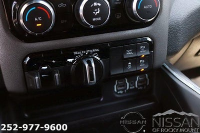 2021 RAM 1500 Laramie 4x4 Crew Cab 5'7" Box