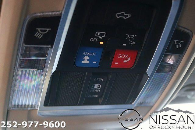 2019 RAM 1500 Laramie 4x4 Crew Cab 5'7" Box