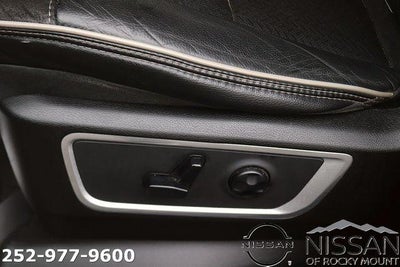 2020 RAM 1500 Laramie 4x4 Crew Cab 6'4" Box