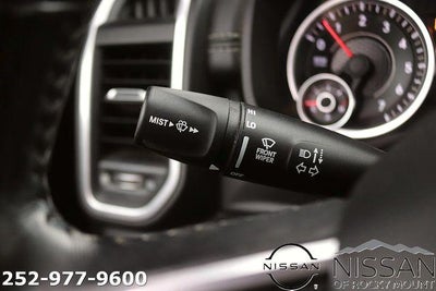 2020 RAM 1500 Laramie 4x4 Crew Cab 6'4" Box