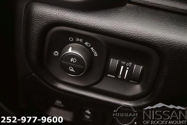 2020 RAM 1500 Laramie 4x4 Crew Cab 6'4" Box