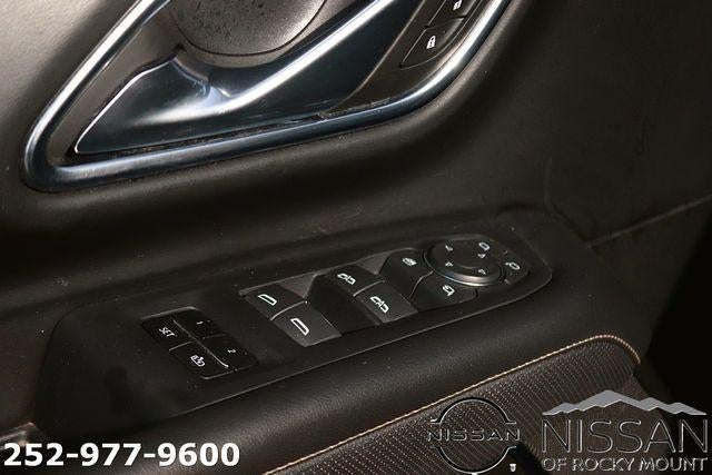 2023 Chevrolet Suburban 2WD Premier