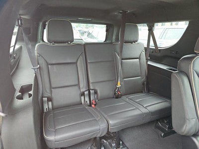 2023 Chevrolet Suburban 2WD Premier