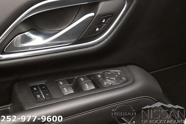 2023 Chevrolet Suburban 2WD Premier