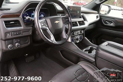 2023 Chevrolet Suburban 2WD Premier