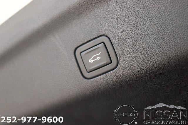 2023 Chevrolet Suburban 2WD Premier