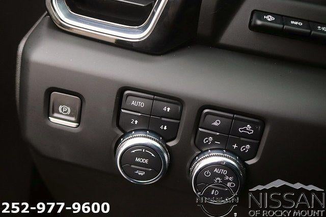 2023 GMC Sierra 1500 Crew Cab Short Box 4-Wheel Drive AT4