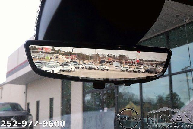 2023 GMC Sierra 1500 Crew Cab Short Box 4-Wheel Drive AT4