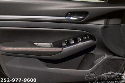 2025 Nissan Altima SR FWD