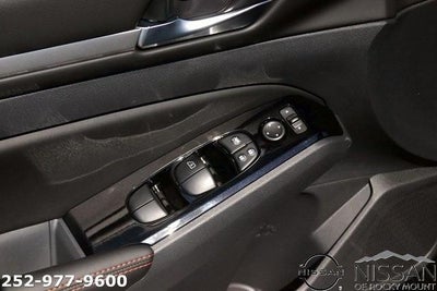 2025 Nissan Altima SR FWD