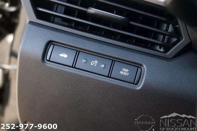 2025 Nissan Altima SR FWD