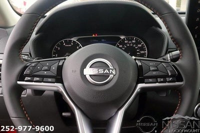 2025 Nissan Altima SR FWD