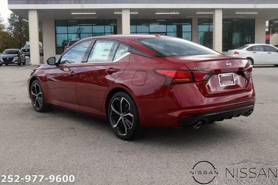 2025 Nissan Altima SR FWD