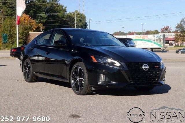 2025 Nissan Altima SR FWD