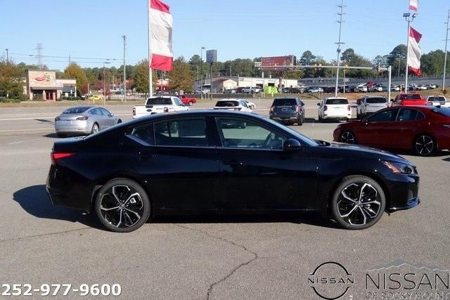 2025 Nissan Altima SR FWD