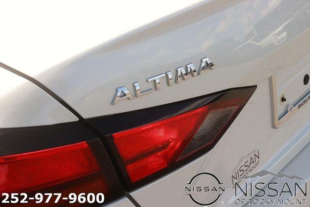 2019 Nissan Altima 2.5 SR Sedan