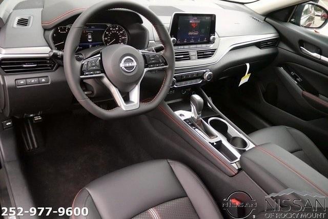 2025 Nissan Altima SR FWD