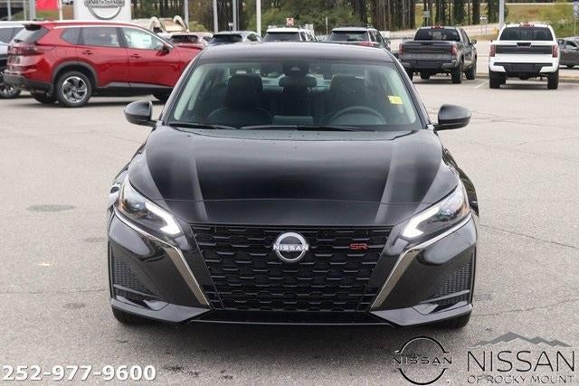 2025 Nissan Altima SR FWD