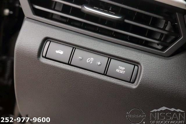 2025 Nissan Altima SR FWD