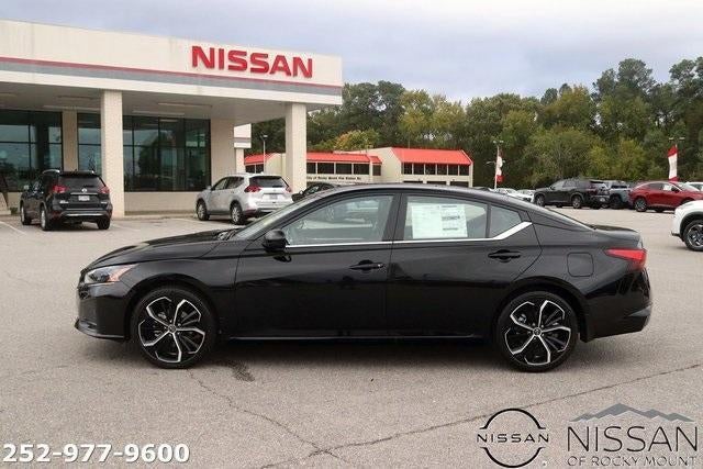 2025 Nissan Altima SR FWD