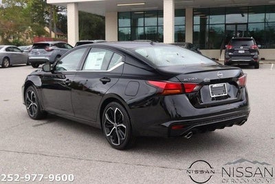 2025 Nissan Altima SR FWD