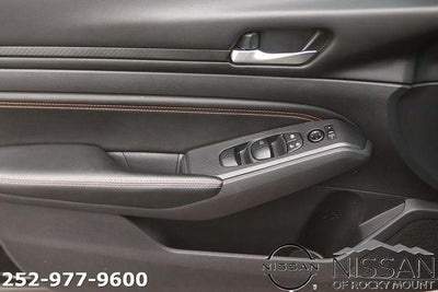 2022 Nissan Altima 2.5 SR AWD Sedan