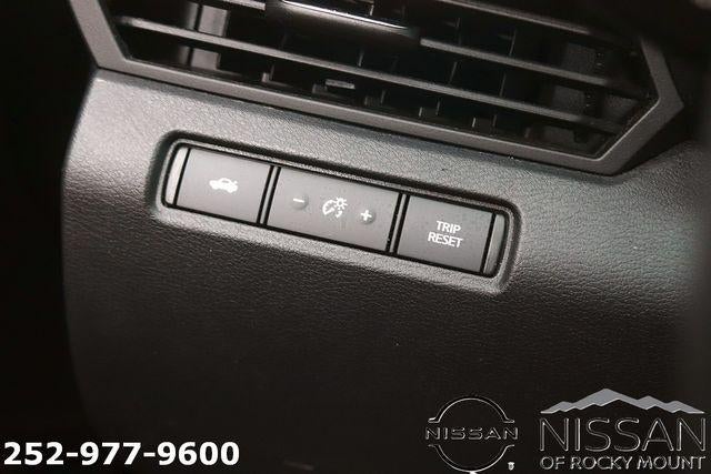 2022 Nissan Altima 2.5 SR AWD Sedan