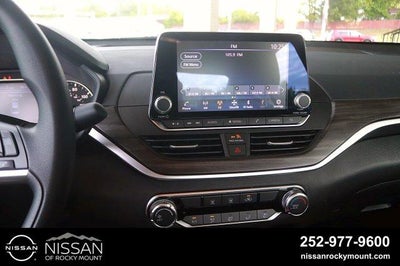 2026 Nissan Altima SV FWD