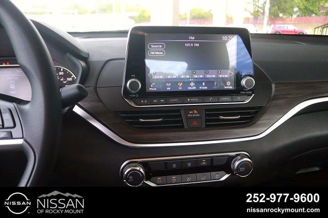 2026 Nissan Altima SV FWD