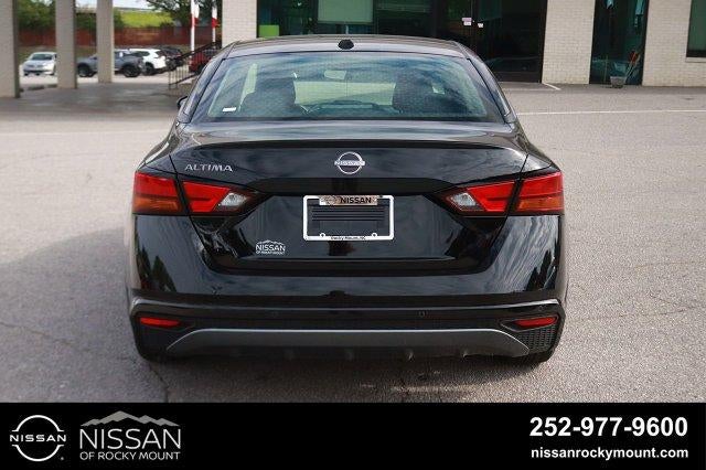 2026 Nissan Altima SV FWD