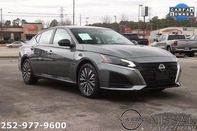 2024 Nissan Altima 2.5 SV Sedan