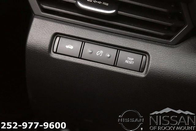 2024 Nissan Altima 2.5 SV Sedan