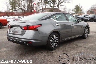 2024 Nissan Altima 2.5 SV Sedan