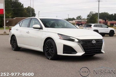 2025 Nissan Altima SV FWD