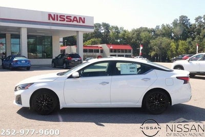 2025 Nissan Altima SV FWD