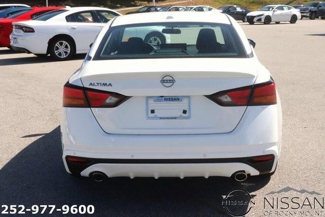 2025 Nissan Altima SV FWD