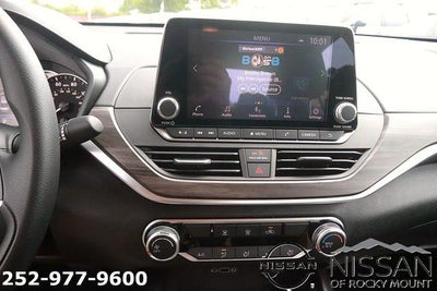 2026 Nissan Altima SV FWD