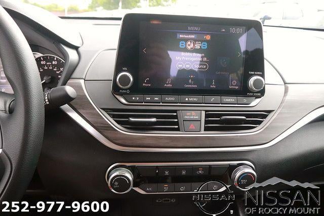 2026 Nissan Altima SV FWD