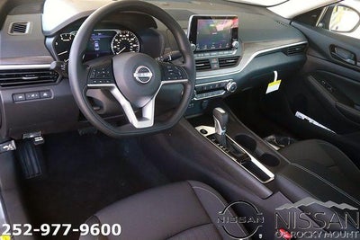 2026 Nissan Altima SV FWD