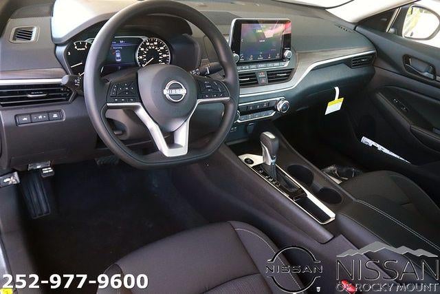 2026 Nissan Altima SV FWD