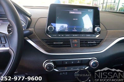 2026 Nissan Altima SV FWD