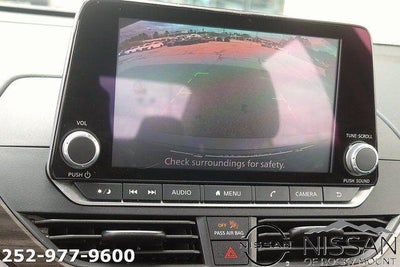 2024 Nissan Altima 2.5 SV Sedan