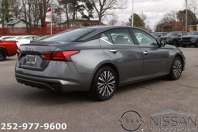 2024 Nissan Altima 2.5 SV Sedan
