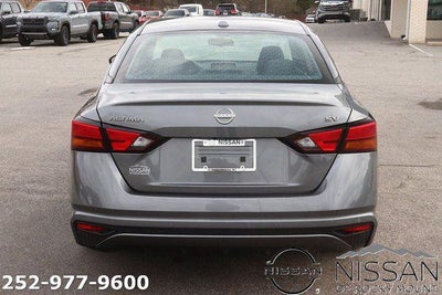 2024 Nissan Altima 2.5 SV Sedan