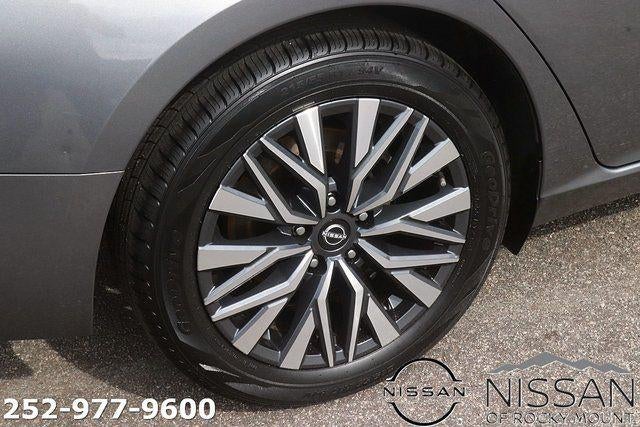 2024 Nissan Altima 2.5 SV Sedan