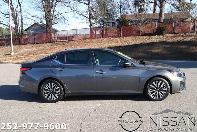 2024 Nissan Altima 2.5 SV Sedan