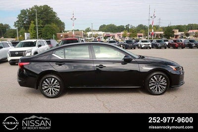 2026 Nissan Altima SV FWD